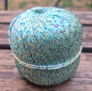 Włóczka,kulka cekinowa Mięta