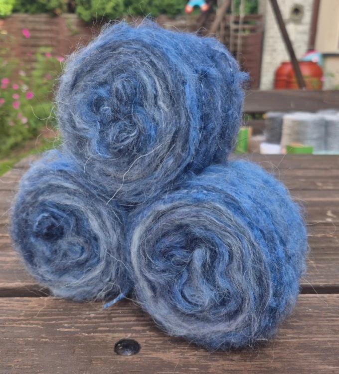 mohair blekit.jpg